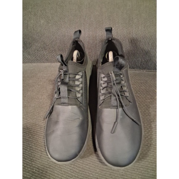 Clove Shoes Men's 10.5 Women's 12 Aeros Black Nursing Non Skid Sneakers CL022 - Picture 2 of 8